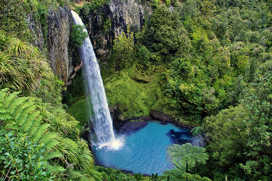 Bonito é um destino ideal para quem gosta de ecoturismo e aventura e está passando férias em Pernambuco, pois tem um clima ameno e conta com mais de 10 cachoeiras catalogadas, algumas com mais de 100 metros de altura.