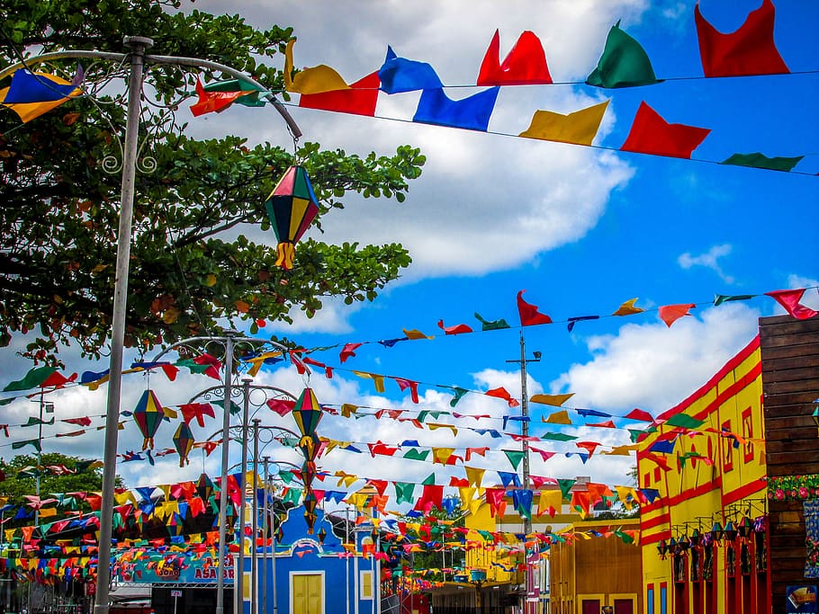 Caruaru é conhecida como a “Capital do Forró”, por sua tradição musical e sua festa de São João, que é uma das maiores do Brasil. Parada obrigatória para quem vai passar as férias em Pernambuco.